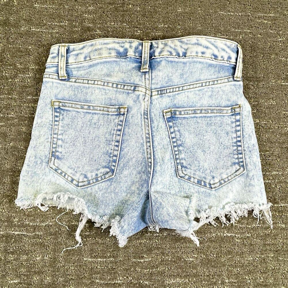 No Boundaries Women’s Denim Cut Off Shorts 00 Light Wash Blue Mid Rise Stretch